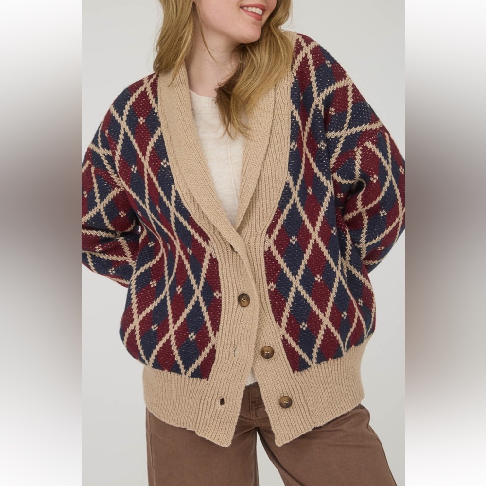 Blu Pepper Beige and Navy Argyle Cardigan